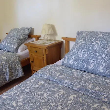 Gite Appartement, Sous Les Arbres Montagudet
