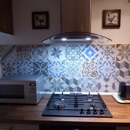 Gite Appartement, Sous Les Arbres Apartment *