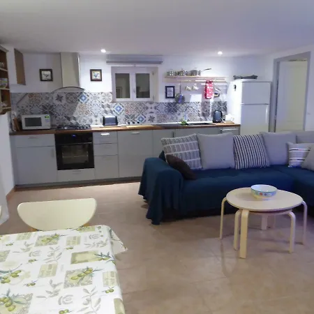 Gite Appartement, Sous Les Arbres * Montagudet