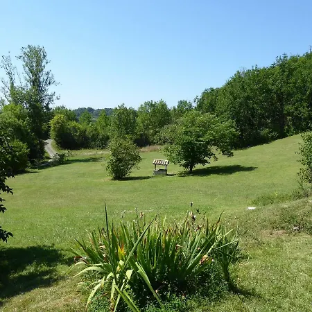 Gite Appartement, Sous Les Arbres Apartment *